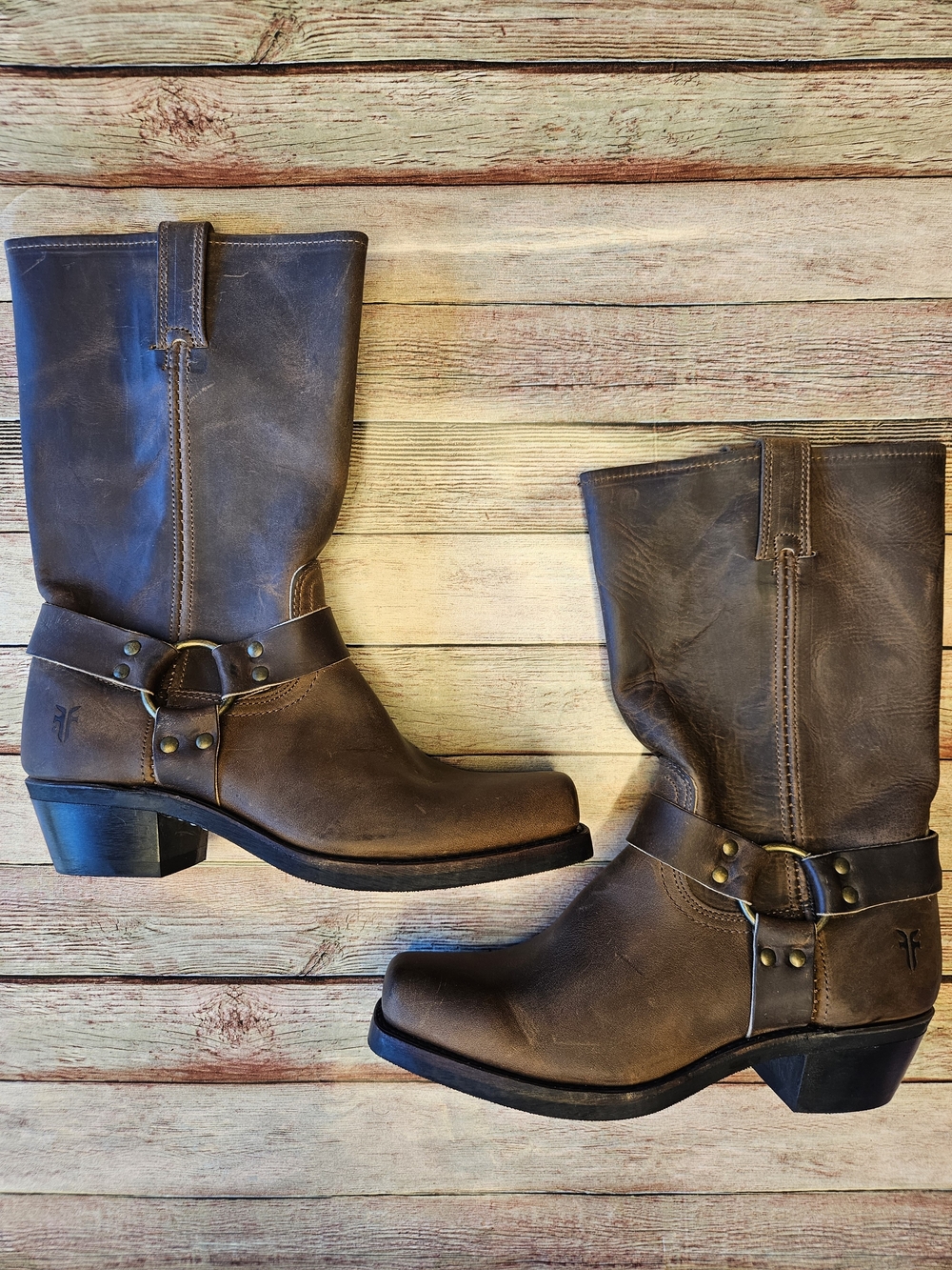 Frye Harness 12R leather boots